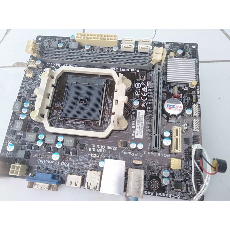 Motherboard A68F2P-MA bekas copotan prosesor AMD