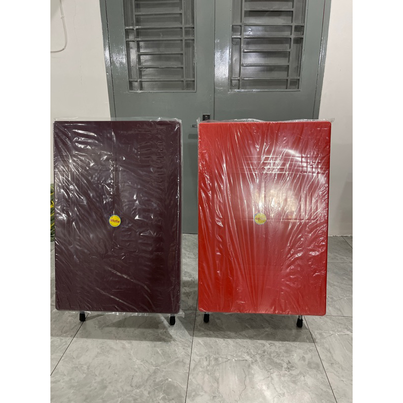 MEDAN/Meja Lipat/meja 882/meja merah/meja sembahyang/meja jualan/meja cafe/meja kaki besi/meja plast