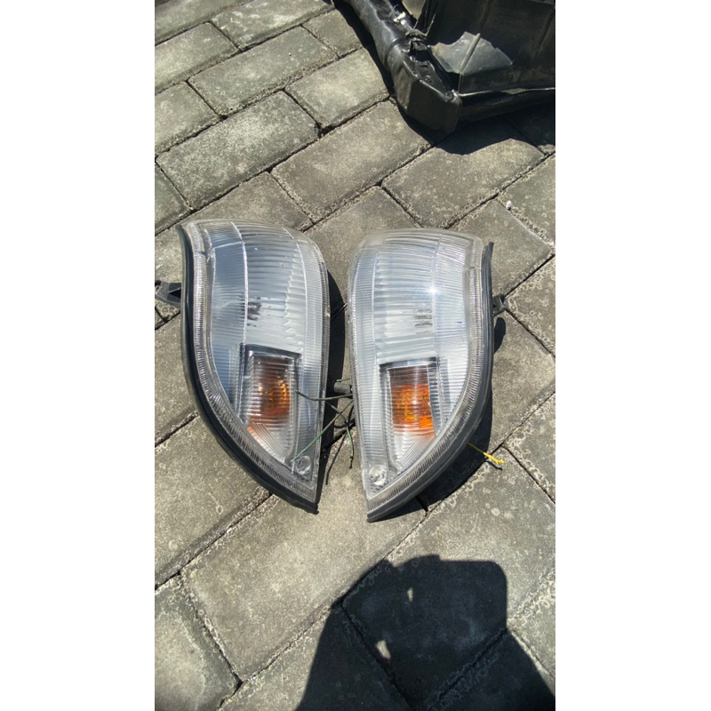 Lampu sein twincam kanan kiri