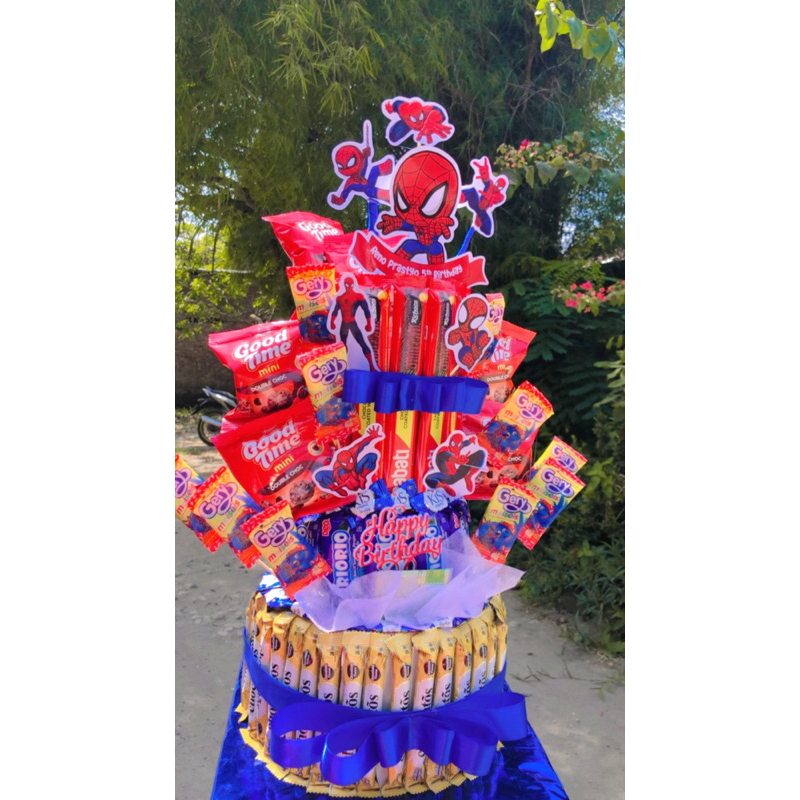

tower bouquet snack bouquet spiderman