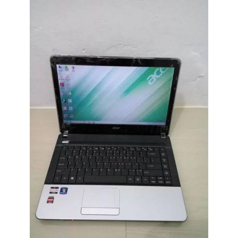 Laptop Acer Aspire E1-421 Second Ram 2 GB HDD 300 GB