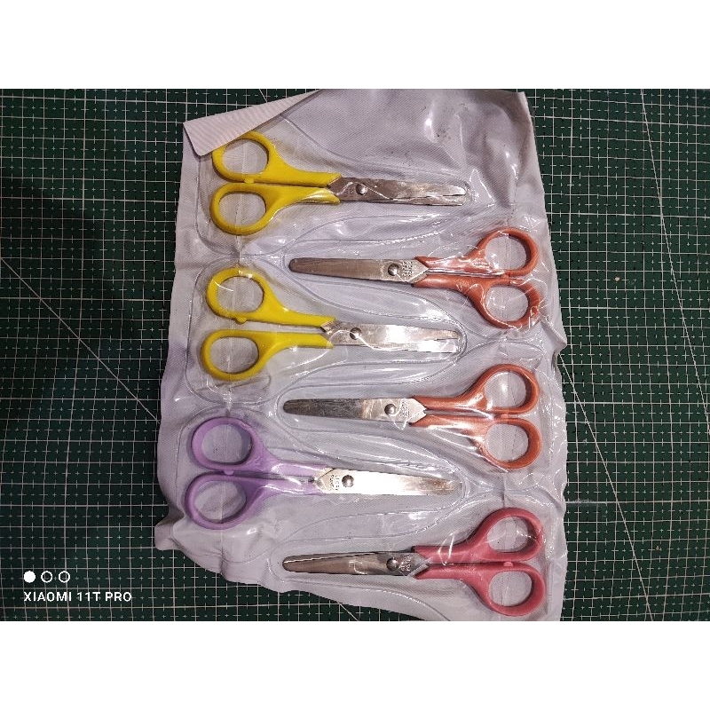 

gunting glory ujung tumpul 4005