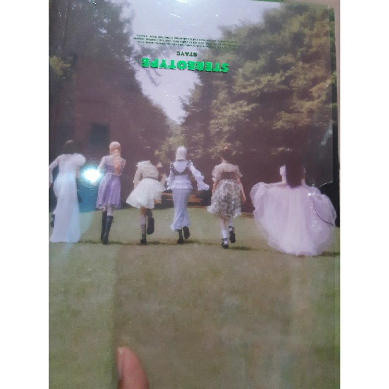 ALBUM OFFICIAL STAYC