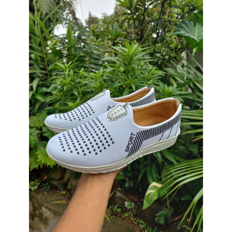 SEPATU SLIP ON WANITA TERBARU MOTIF ONKE BEST PRODUCT