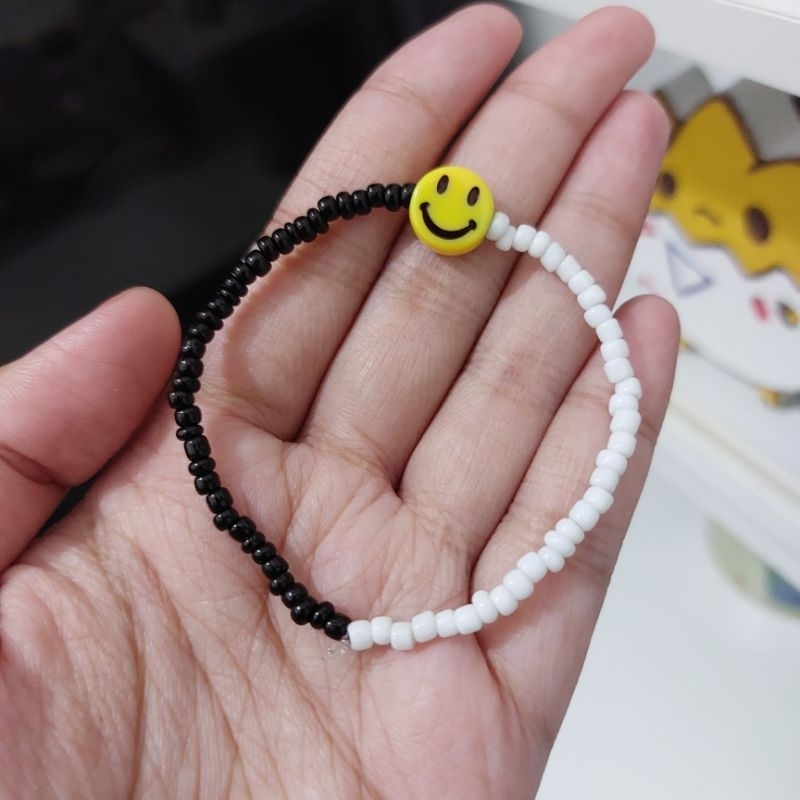 gelang manik | gelang manik smile | bracelet beads | beads bracelet | gelang korea | gelang lucu