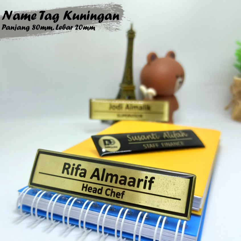 

[Custom] Name Tag Nama Dada Kuningan Persegi Resin