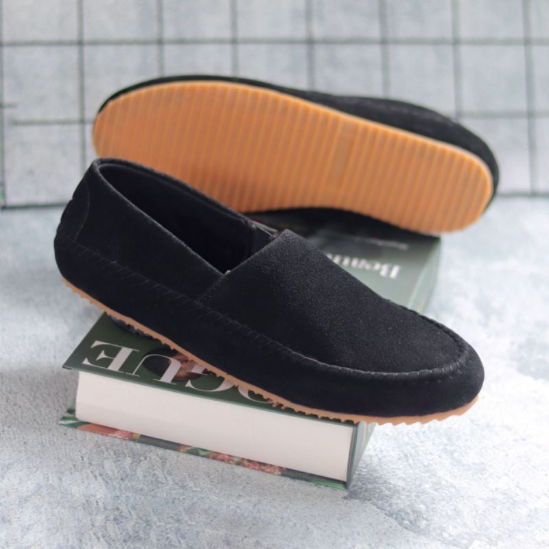 Sepatu Slip On Pria Casual Original Kulit Sepatu Selop Kerja Kondangan