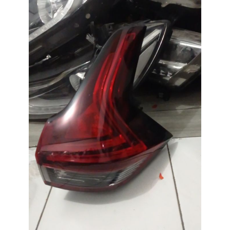 stoplamp xpander 2018-2022