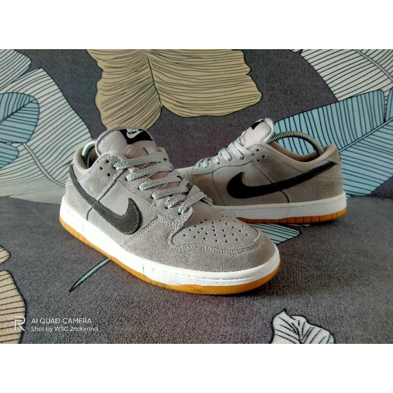 Nike SB dunk low pro X Reigning Champ - second brand - size 42 - siap kirim