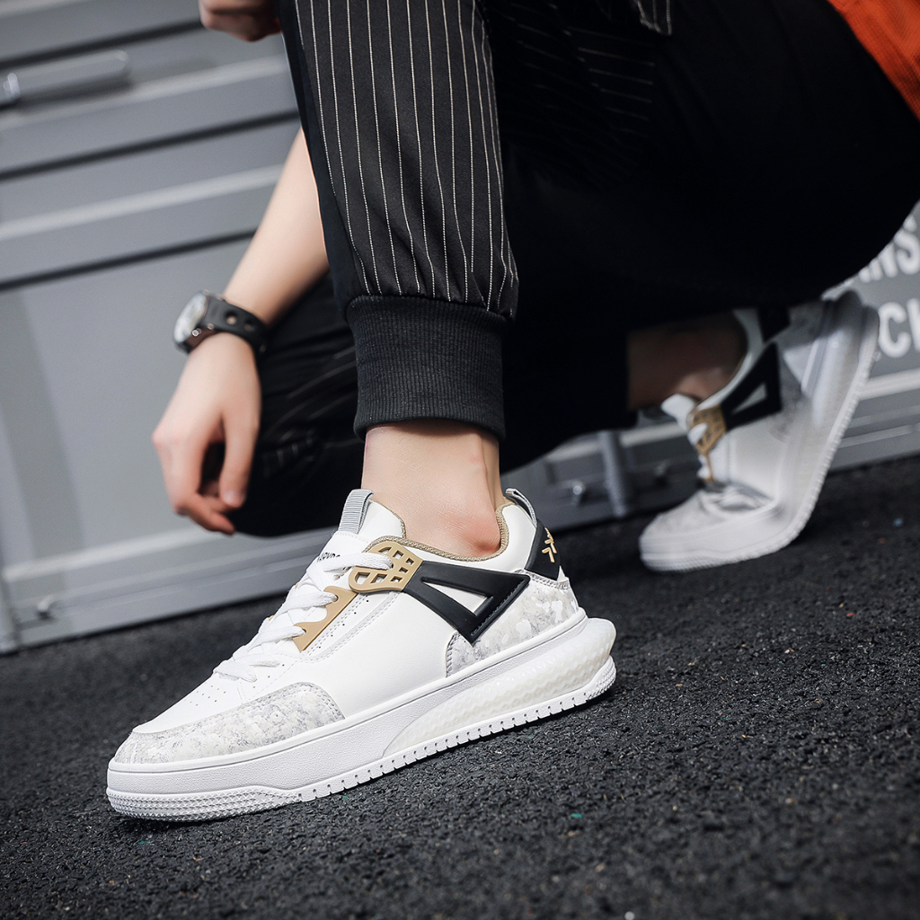 Sneakers Bertali Pria High Quality Fashion Sepatu Cowok Pelajar Modis Nyaman Dipakai