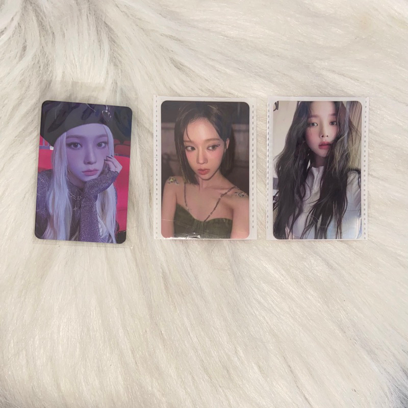 PC Photocard Karina Winter aespa My world intro poster Smini