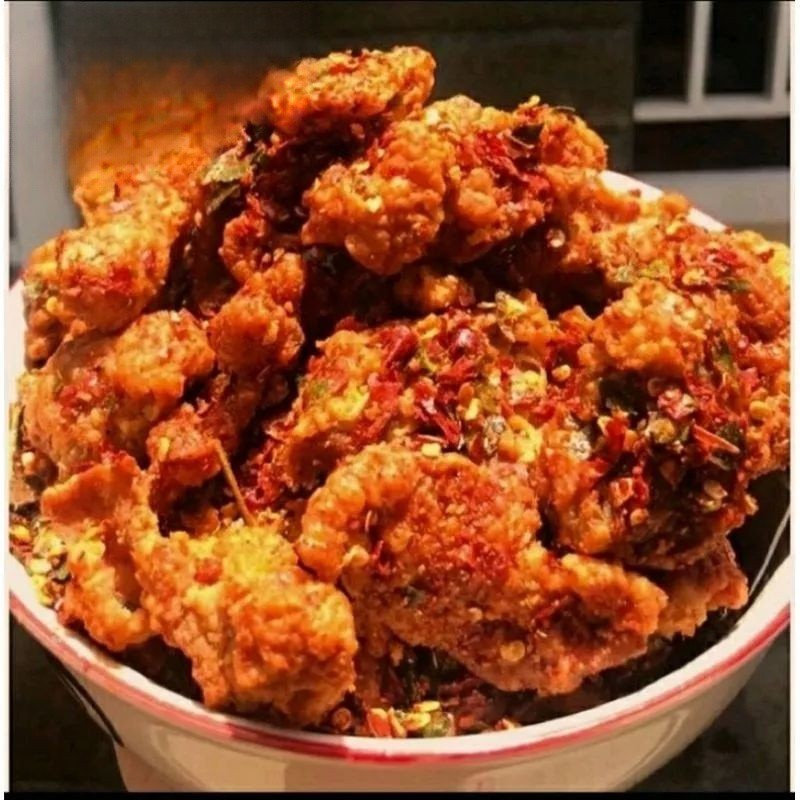 

Keripik Kulit Crispy pedas Daun jeruk 100 gr