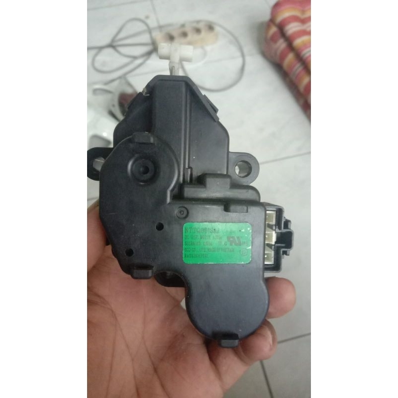 motor drain LG smart inverter 13,5 volt mesin cuci top loading (BEKAS)