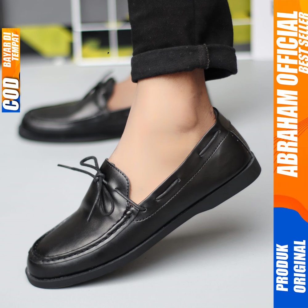 Sepatu Loafers Hitam Casual Formal Kerja Pria