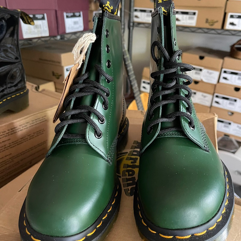 Dr martens 1460 green smooth