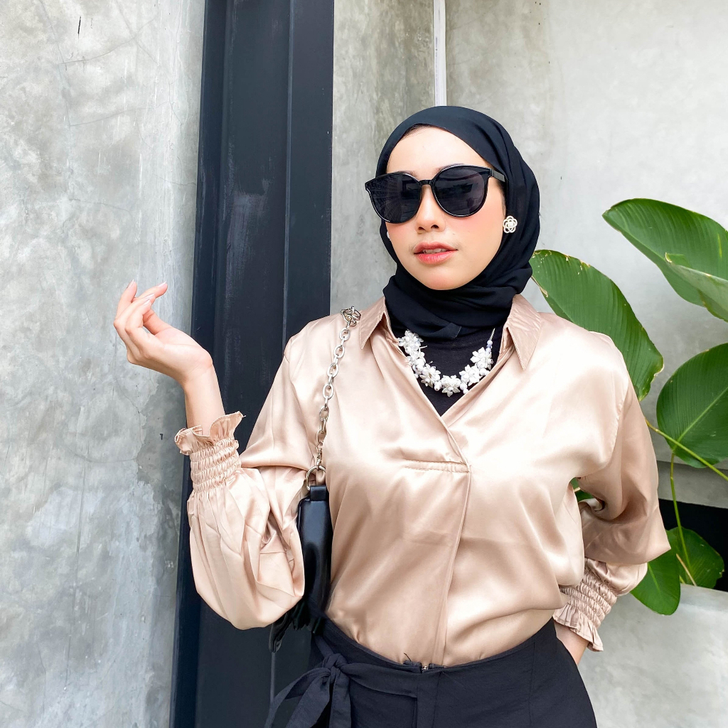 Blouse Wanita Satin Atasan Kerut Tangan Lengan Panjang Bw08pa