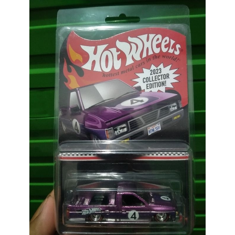 HOT WHEELS 2023 COLLECTOR EDITION CUSTOM 93 NISSAN HARDBODY (D21)