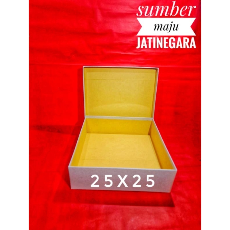 

Hard box/box kado/box rigit/box bawaan/box keras ukuran 25x25x8