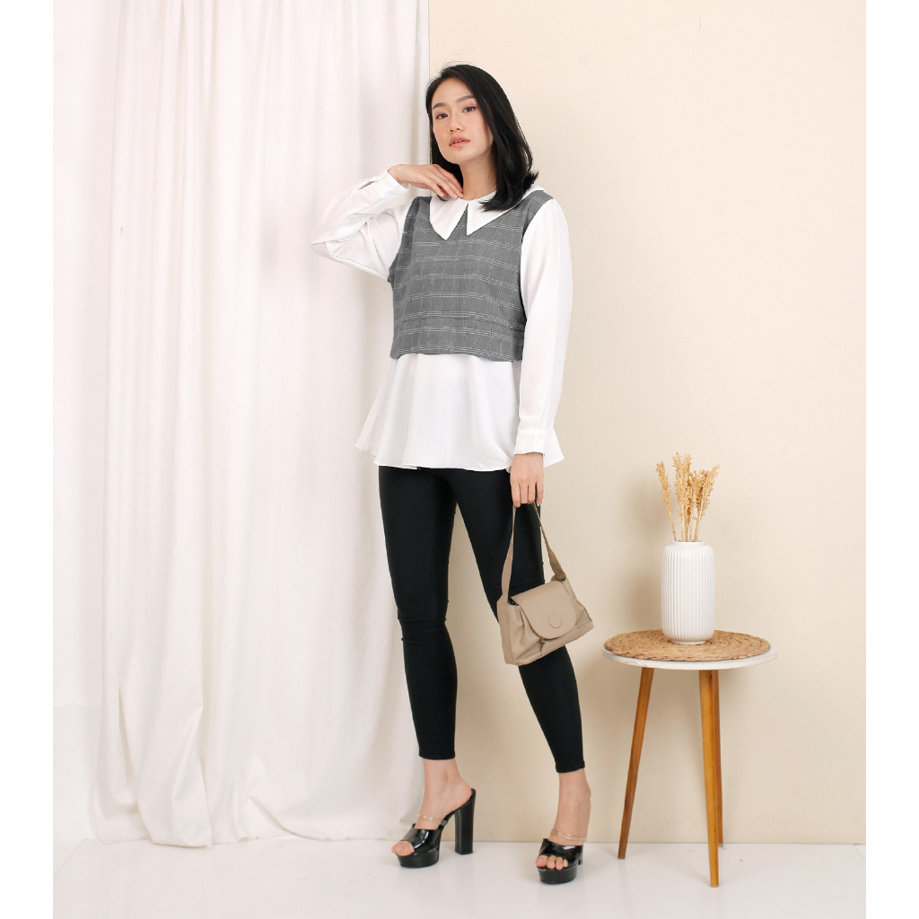 Atasan Wanita Blouse Katun Kombinasi Strap Kotak- Anna