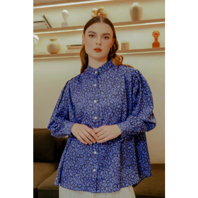 Gilly Gathered Shirt - Blue By Benang Jarum XS S M L XL XXL  buttonscarves series voal frozen dream 
