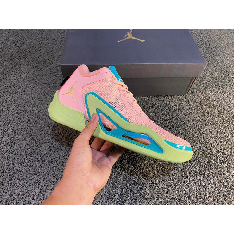 Air Jordan Tatum Pink Lemonade
