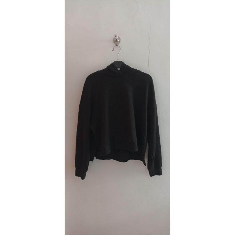 Hoodie GU Crop Belah Samping