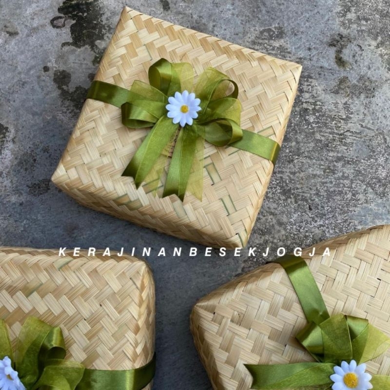 

SEPASANG BESEK 25CM NATURAL PITA BUNGA THANKYOU / besek makanan besek hias besek pita besek nasi besek cantik