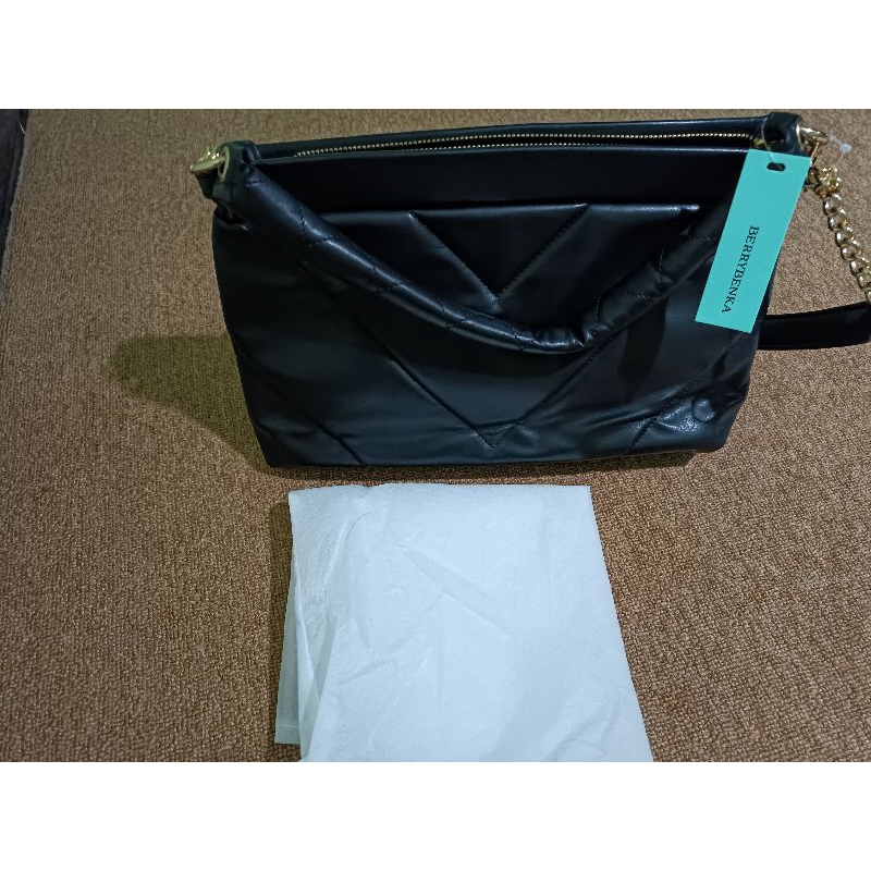 Tas Berrybenka / Berrybenka bag/ Tas wanita/ Tas selempang