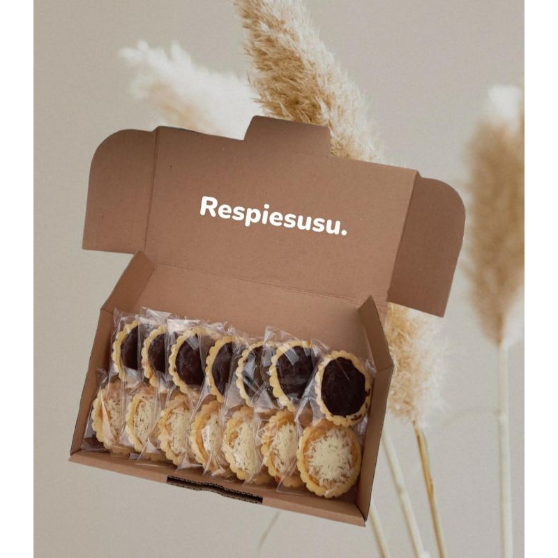 

Pie susu varian keju - coklat isi 14 pcs