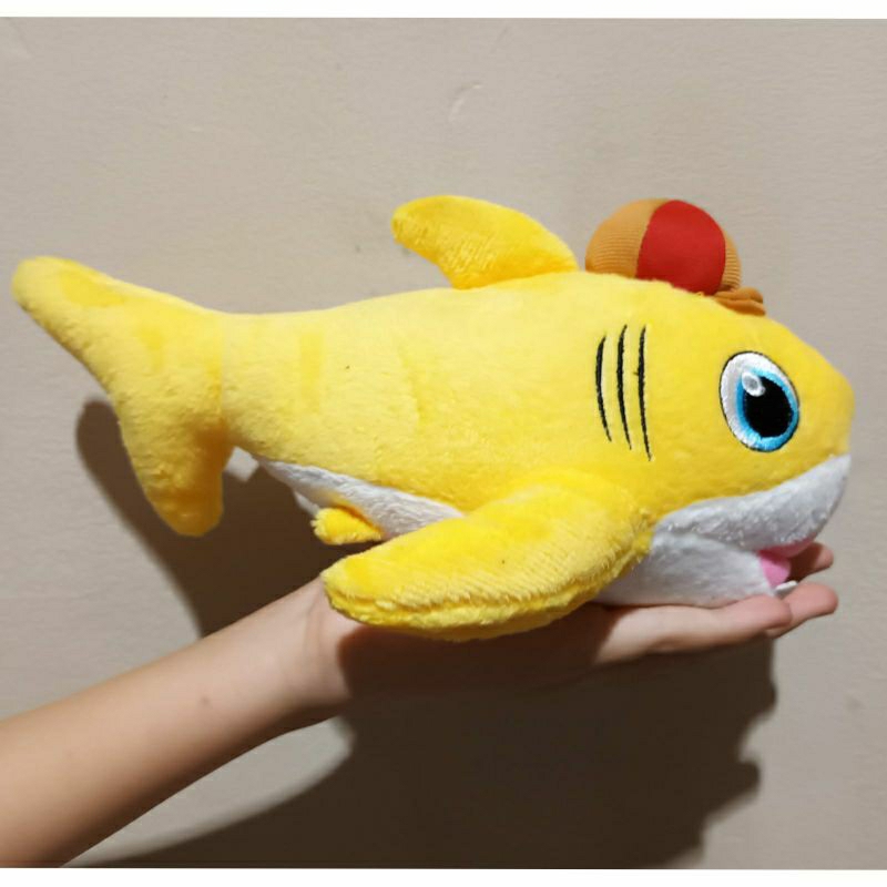 kado Boneka keluarga Ikan Hiu Baby Mommy Daddy Shark Song Family Plush Doll lucu bagus halus lembut