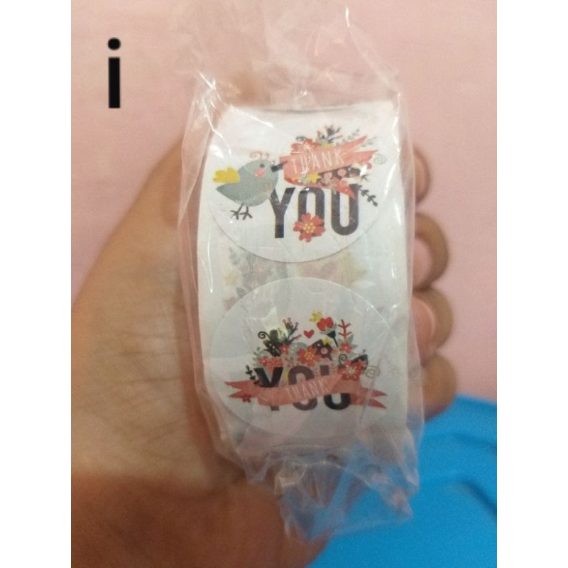 

sticker label serba guna bisa untuk mempercantik kemasan makanan & minumanharga diatas untuk 1 roll isi 500 pcs Diameter 2,5 cm