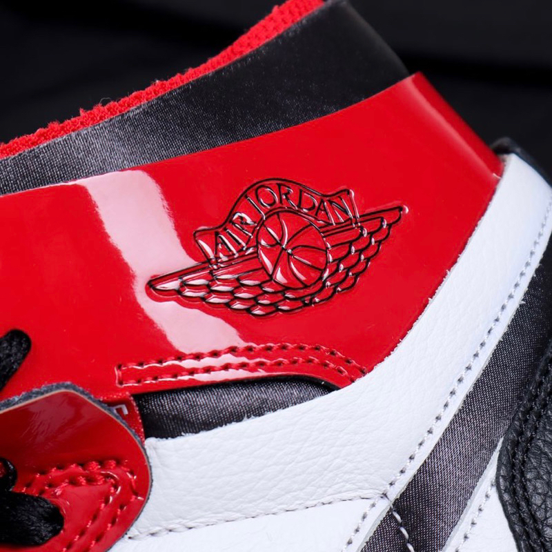 Air Jordan 1 High Zoom Patent Chicago