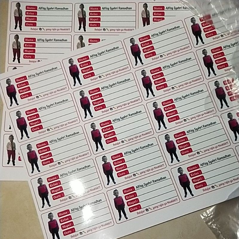 

Stiker tempel buku / stiker nama buku (isi 20 stiker)