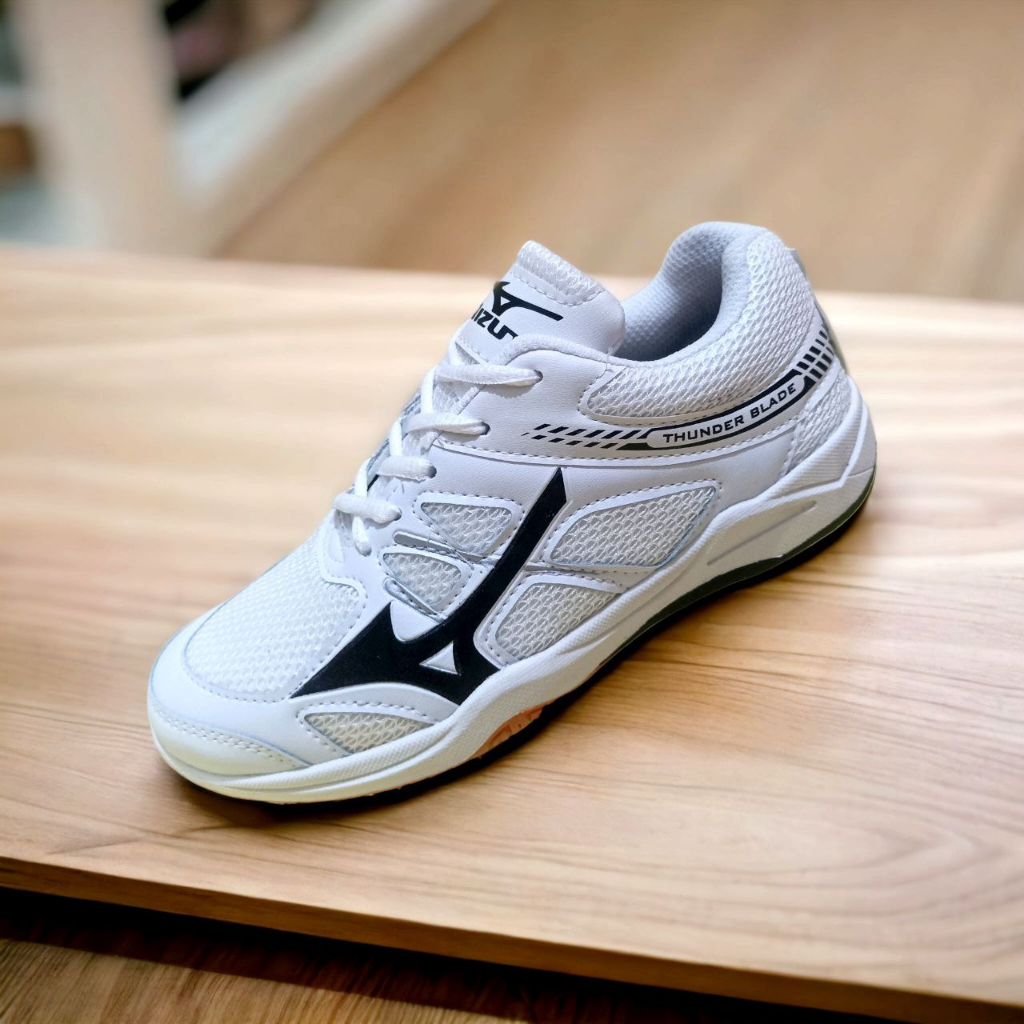 SEPATU BADMINTON VOLI TENIS LARI JOGGING SENAM GYM PRIA WANITA SEPATU OLAHRAGA SIZE 38-44 WARNA PUTI