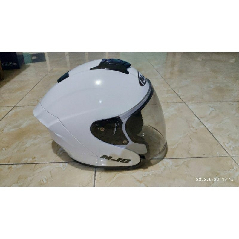 NJS Kairoz White Solid