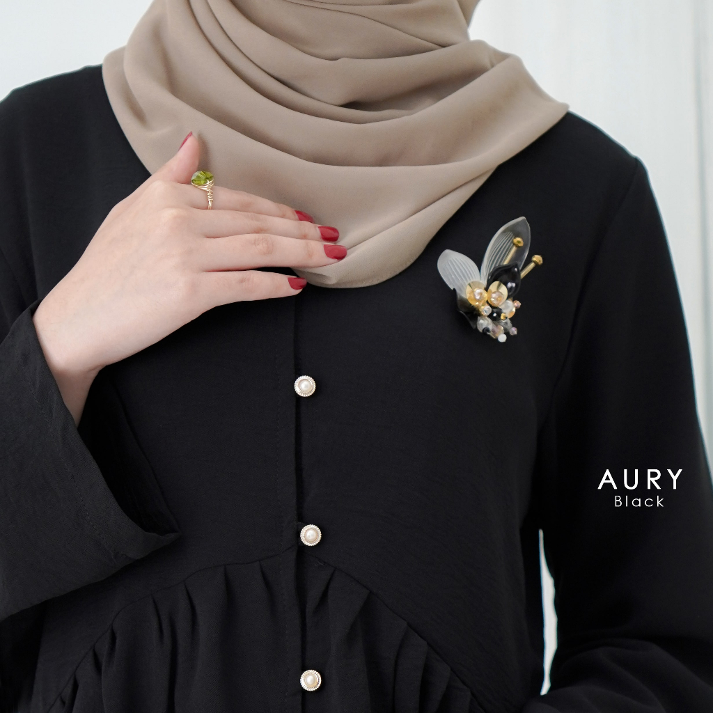 Damelia Aury Blouse Wanita