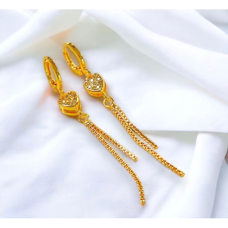 anting permata//anting wanita//perhiasan