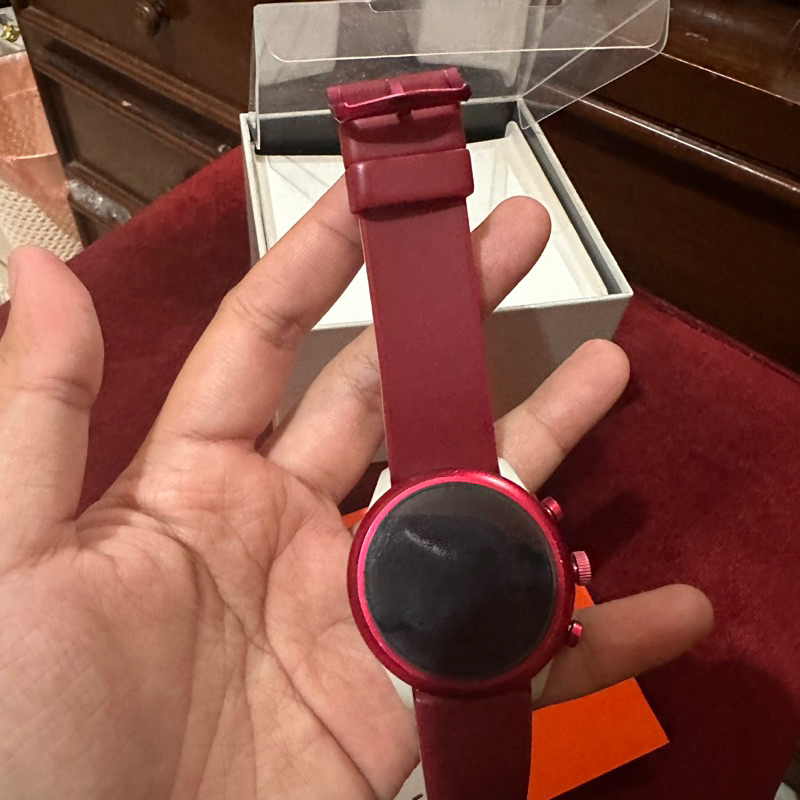 Preloved Smart Watch Foss*l  FTW4033 43MM Red Silicone