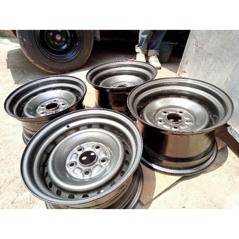 velg kaleng custom r14