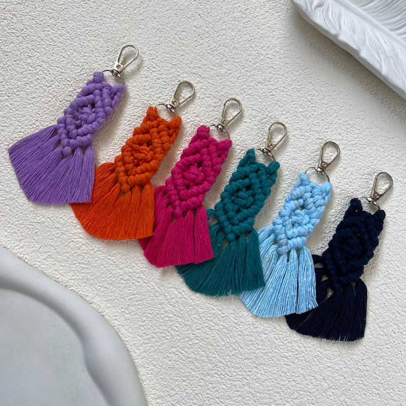 KEYCHAIN MACRAME - COLOURFULL (GANTUNGAN KUNCI)