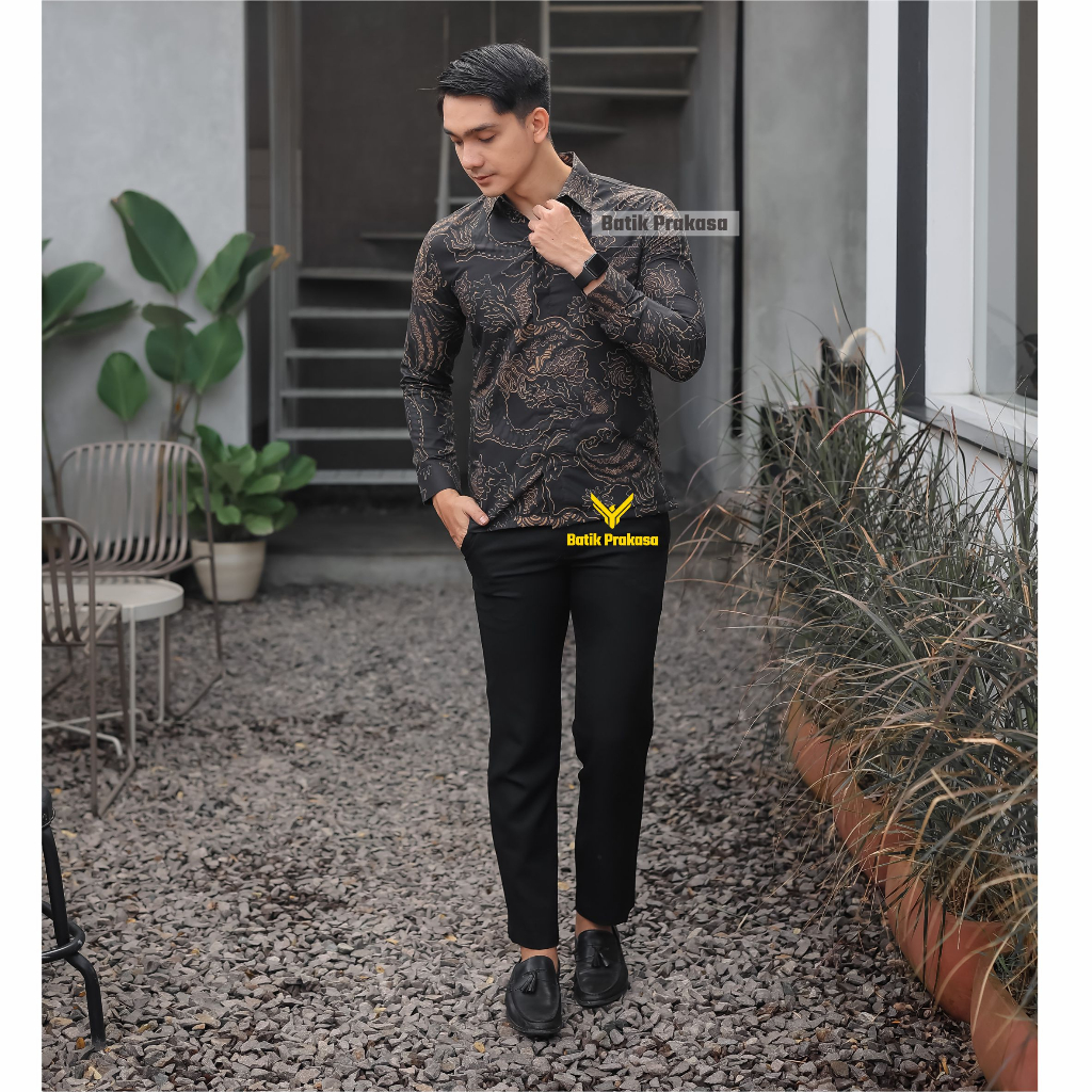 Kemeja Batik Prakasa Motif Yudhistira Slimfit Lengan Panjang Batik Solo