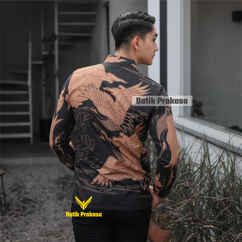 Kemeja Batik Prakasa Motif Mahasura Coklat Slimfit Lengan Panjang Batik Solo