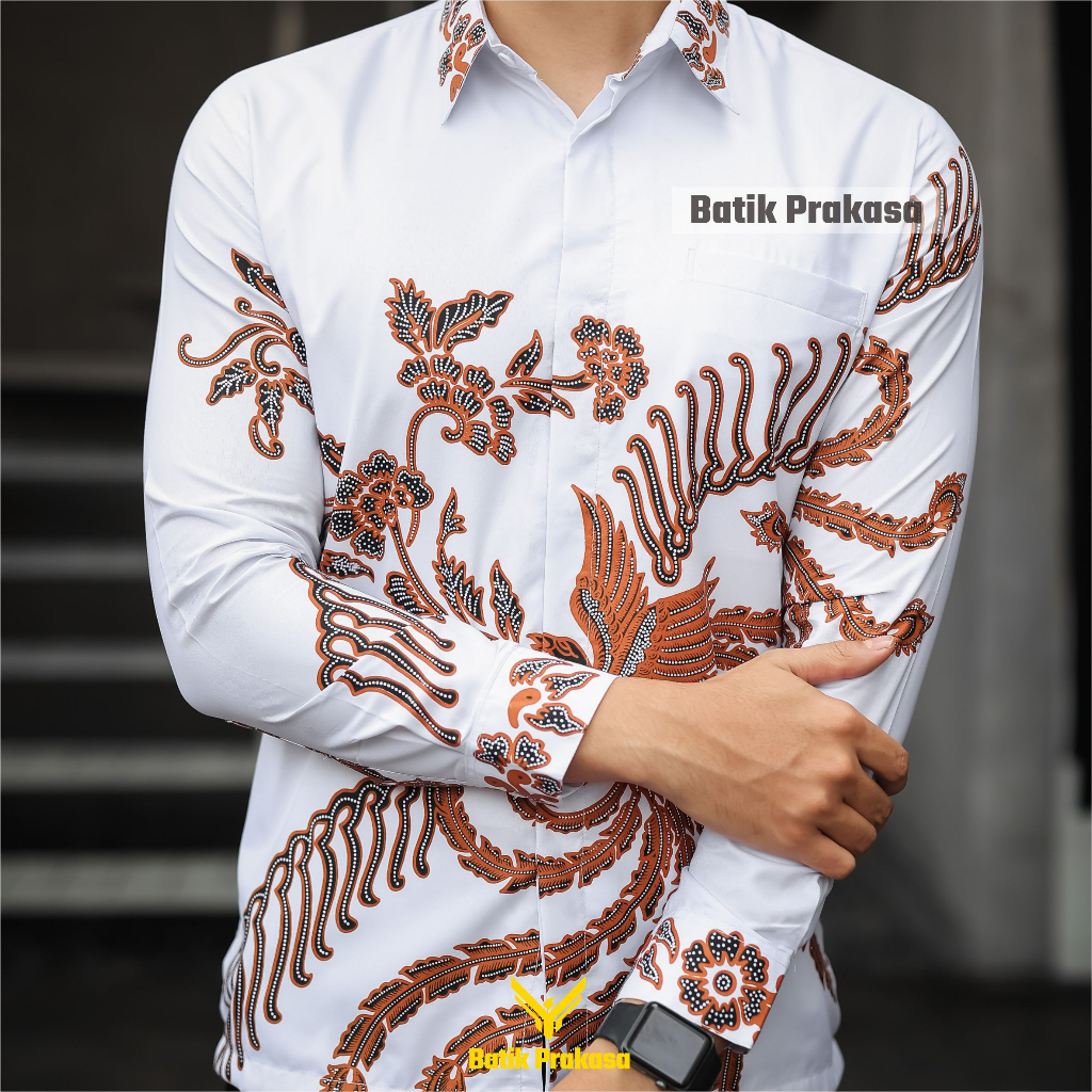 Kemeja Batik Prakasa Motif Mandaka Putih Slimfit Lengan Panjang Batik Solo