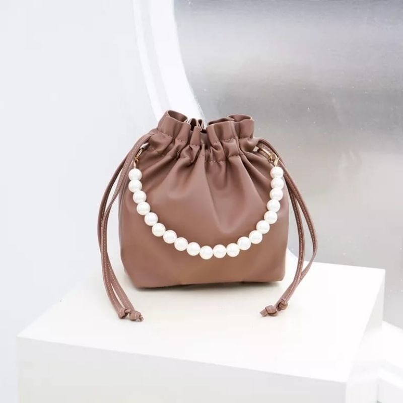 TAS SELEMPANG WANITA ARINSA BAG