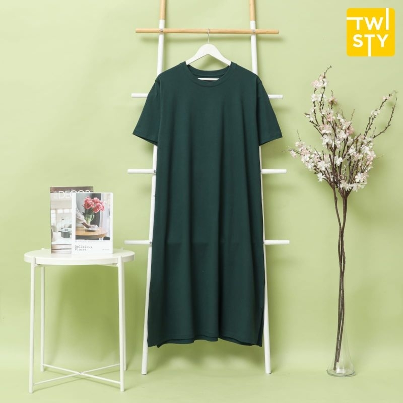 Ready stok ‼️ Midi Dress Uniqlo dan Daily Sleep baju tidur Premium by Twisty Shirt bisa  Cod