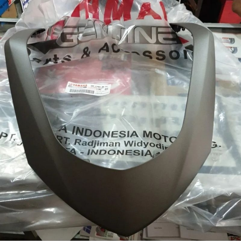 Cover List U Bawah WindShield Dasi Alis Nmax Gray Dof (2017-2020) Original Yamaha 2DP-F2865-00-P4