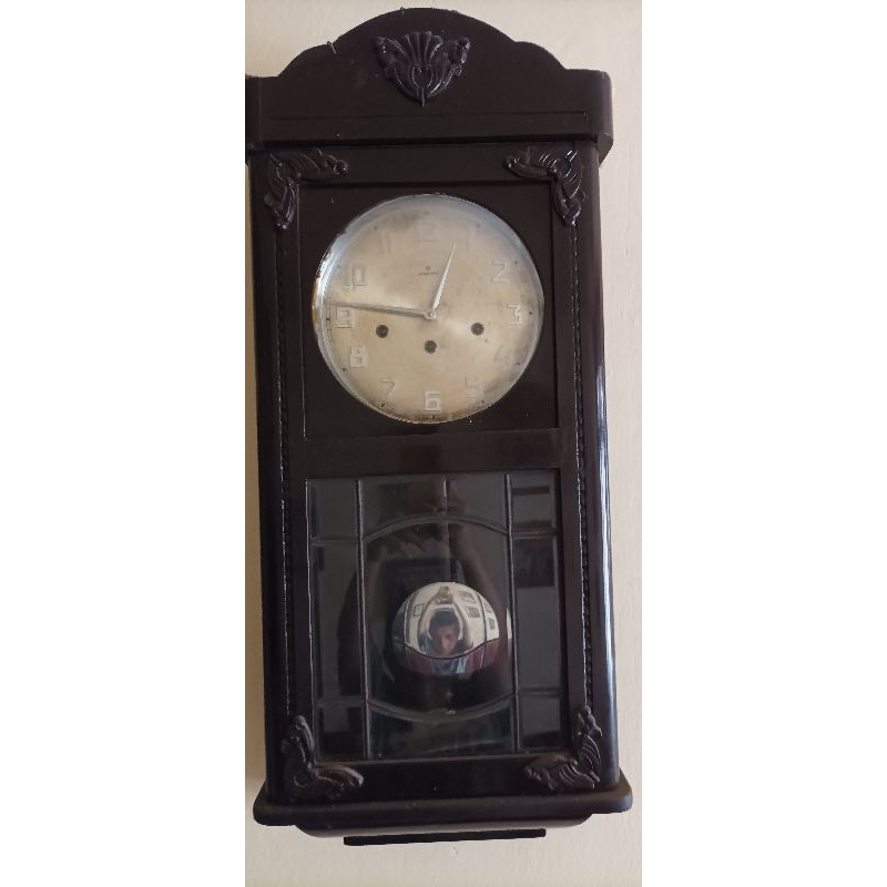 jam junghans bandul dinding tembok