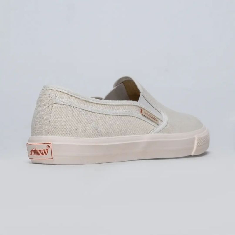 Johnson slip on Venus milky