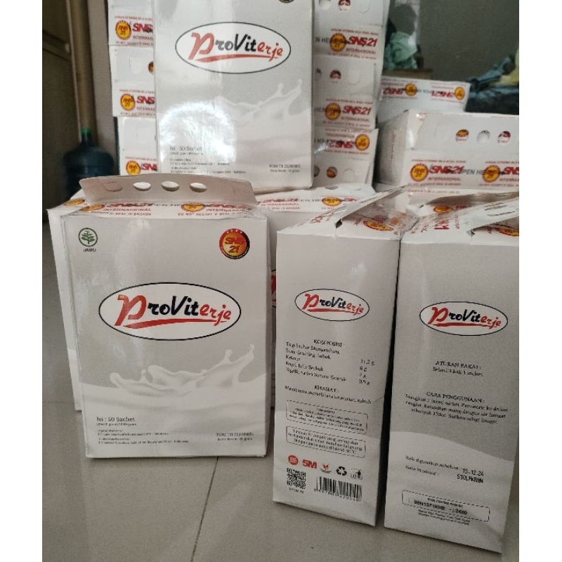 

BgKr Susu kambing etawa provit plus royal jelly 50 sachet