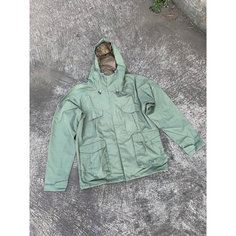 parka r.newbold second
